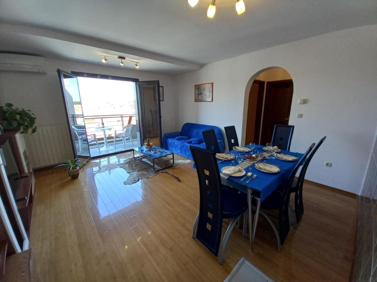 Iva Apartman Pula Exterior foto