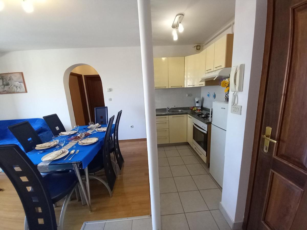 Iva Apartman Pula Exterior foto